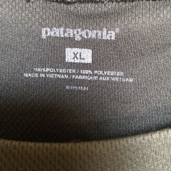 Patagonia Men’s short sleeve shirt green breathable lightweight Activewear XL - Picture 5 of 7